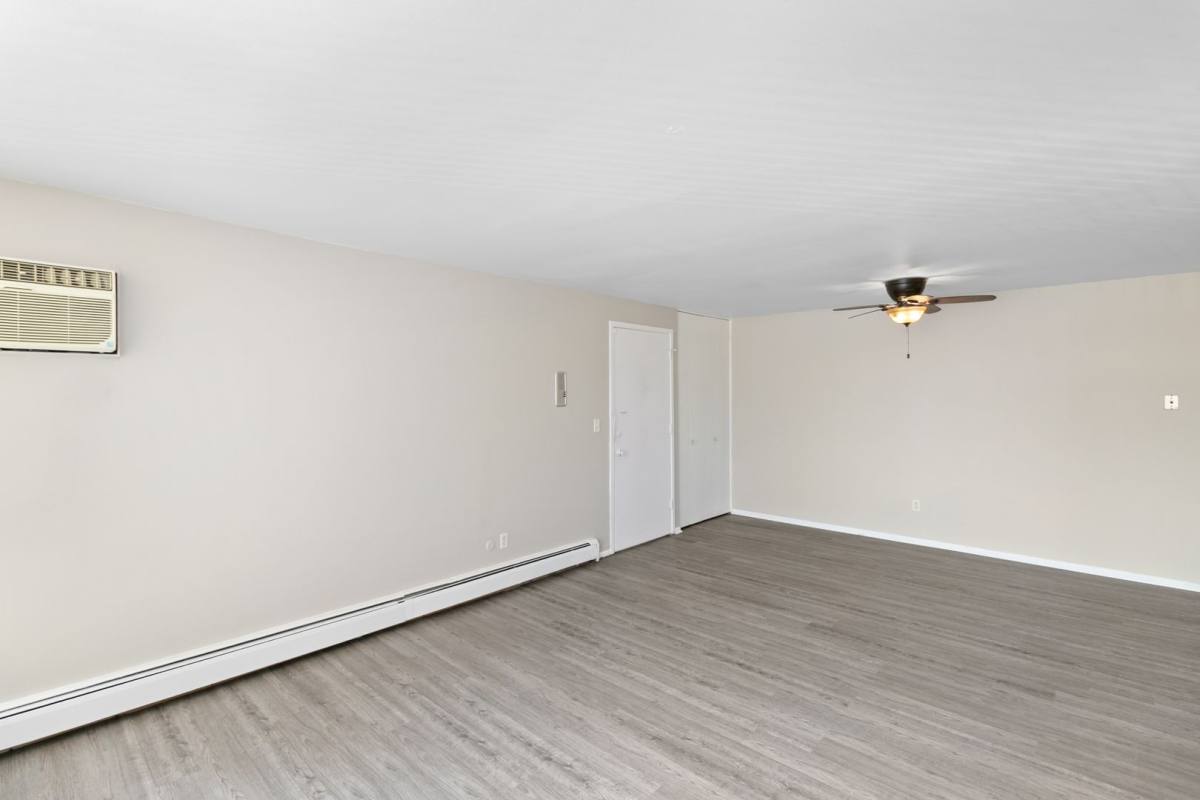 Apartment for rent at 16840 E Eleven Mile Rd, Roseville, MI 48066