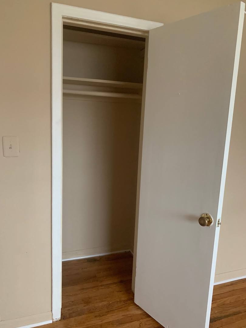 Apartment for rent at 26221 Pinehurst, Roseville, MI 48066