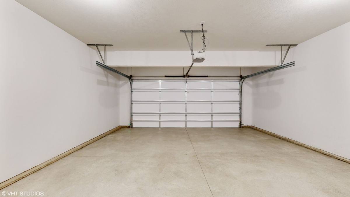 Townhouse for rent at 1735 Beech St, Normal, IL 61761