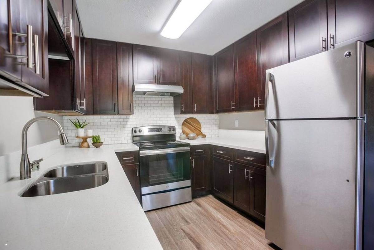 Apartment for rent at Latte of Escondido, 1580 S Juniper St, Escondido, CA 92025