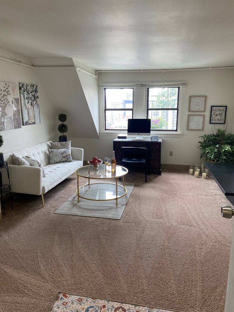 Apartment for rent at 716 Washington Place, Baltimore, MD 21201