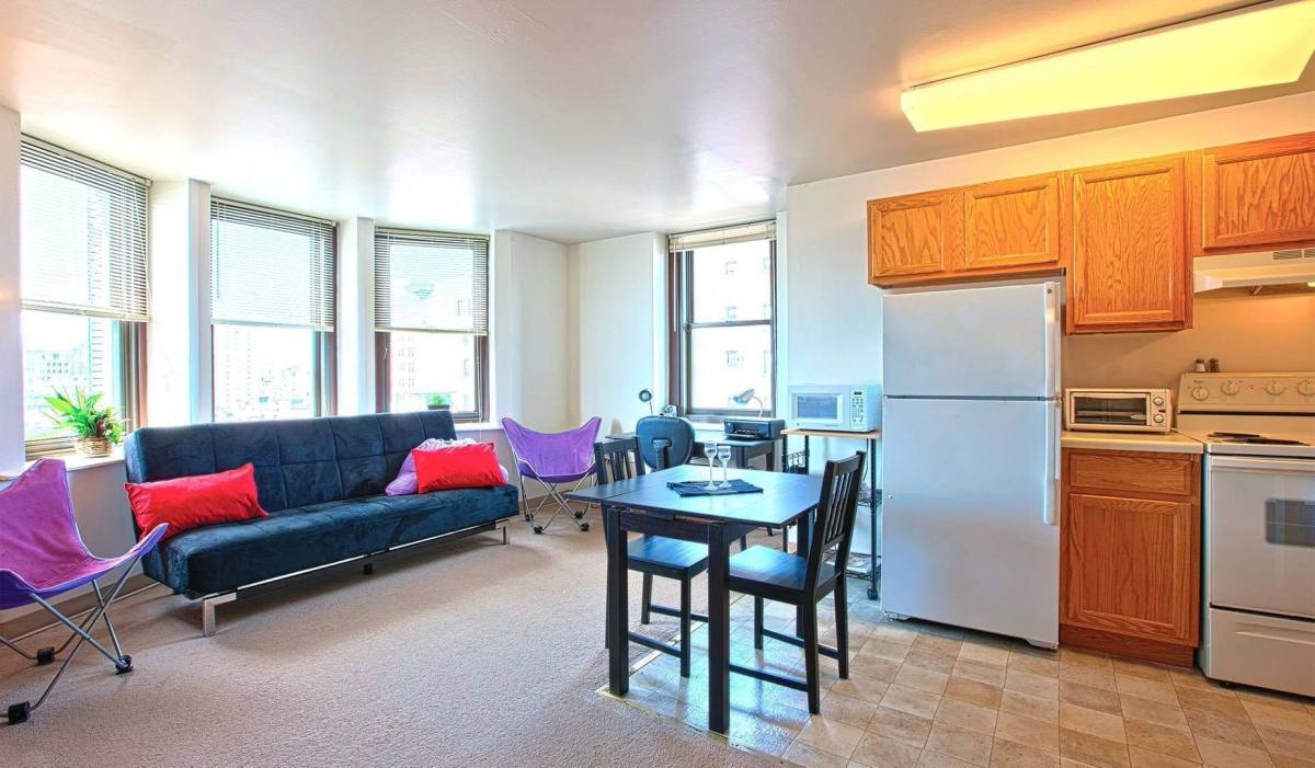 Apartment for rent at 716 Washington Place, Baltimore, MD 21201