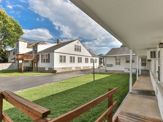 Apartment for rent at 1009 E Walnut, Springfield, MO 65806