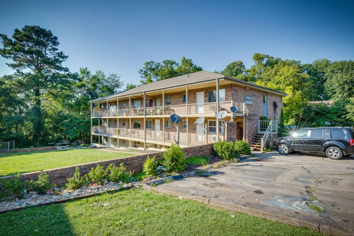 Apartment for rent at 1549 Wales Ave, Maryville, TN 37804