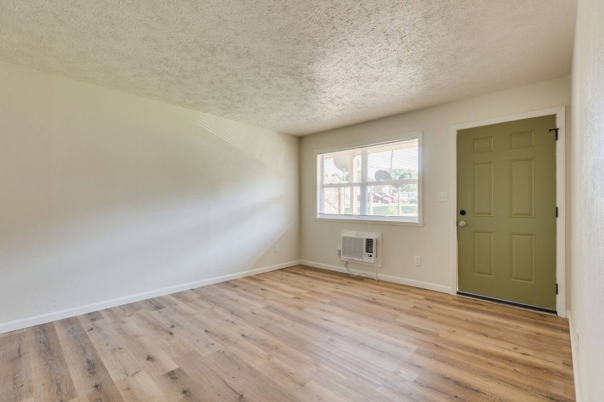Apartment for rent at 1549 Wales Ave, Maryville, TN 37804