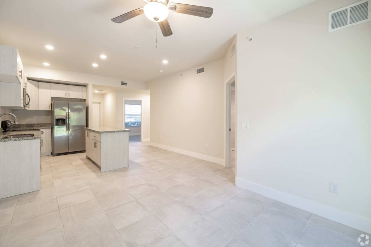 Apartment for rent at 3321-3409 SW 8th Place, Cape Coral, FL 33914