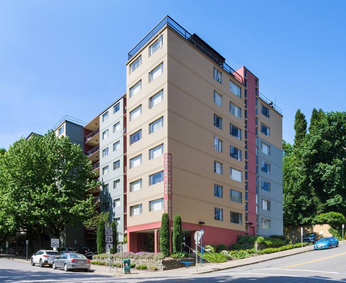 Apartment for rent at 2020 SW Salmon St, Portland, OR 97205