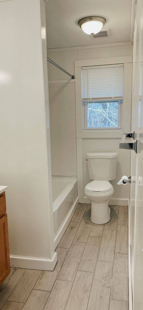 Apartment for rent at 101 S Eagleville Rd, Storrs Mansfield, CT 06268