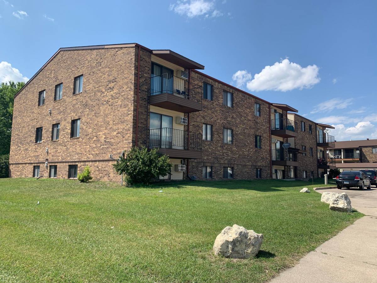 Apartment for rent at 2660 15th St S, Fargo, ND 58103
