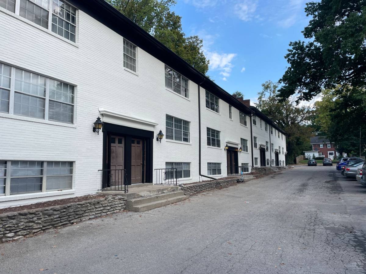 Apartment for rent at 2344 Grinstead Dr, Louisville, KY 40204