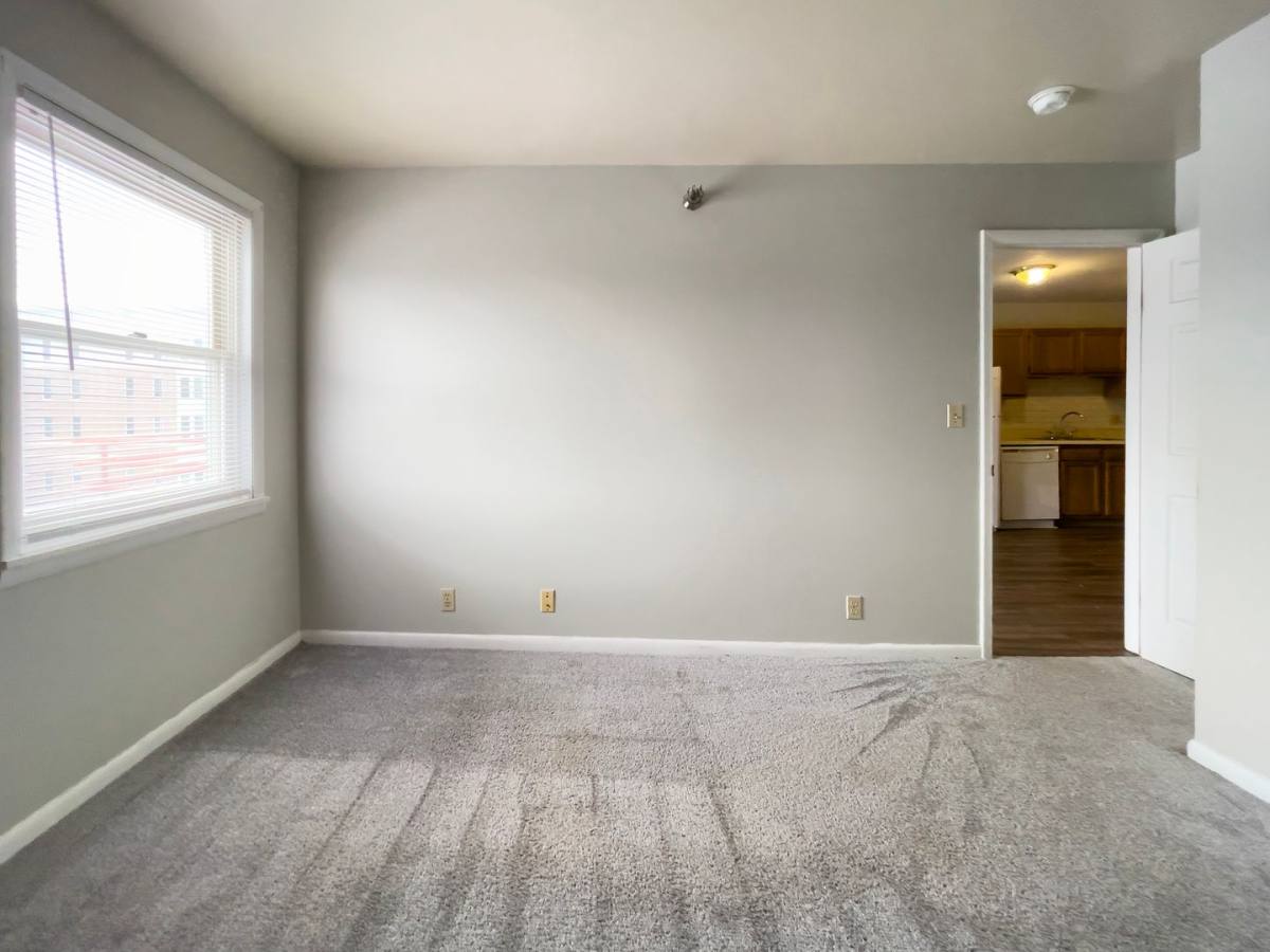 Apartment for rent at 1501 W University Ave, Muncie, IN 47303