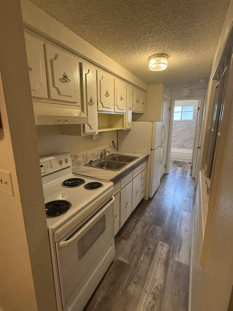 Apartment for rent at 1424 11th Ave, Greeley, CO 80631