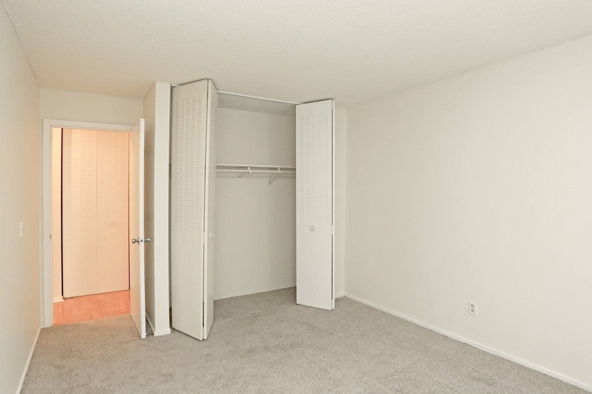 Apartment for rent at 1425-1427 Colorado Ave S, Minneapolis, MN 55416