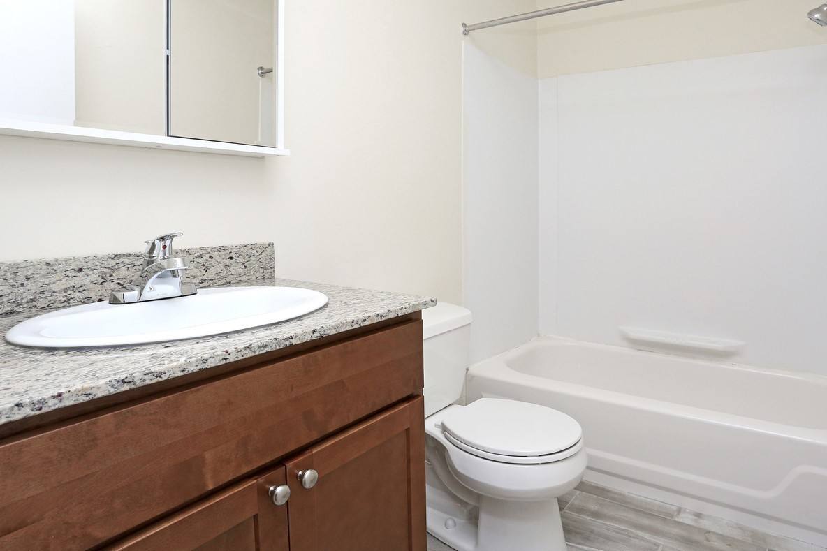 Apartment for rent at 1425 & 1427 Colorado Ave So, Minneapolis, MN 55416