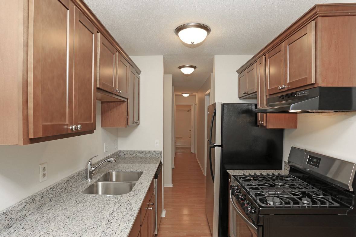 Apartment for rent at 1425-1427 Colorado Ave S, Minneapolis, MN 55416
