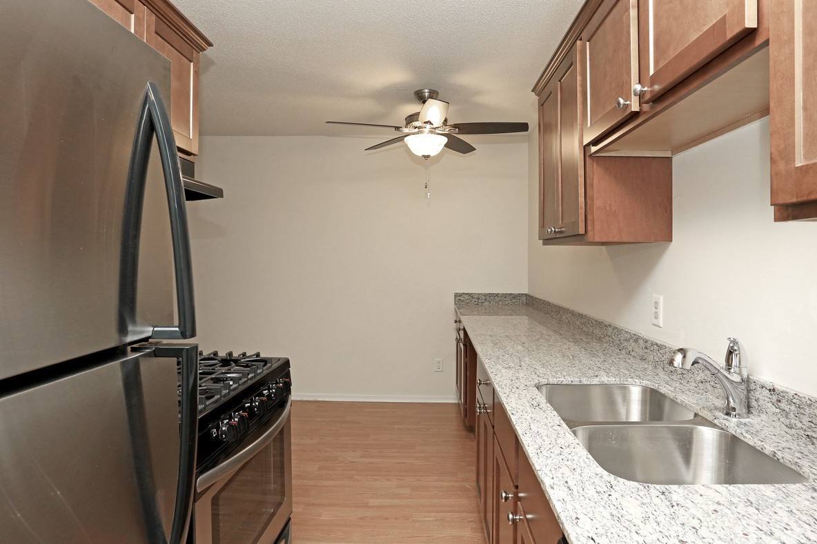 Apartment for rent at 1425-1427 Colorado Ave S, Minneapolis, MN 55416