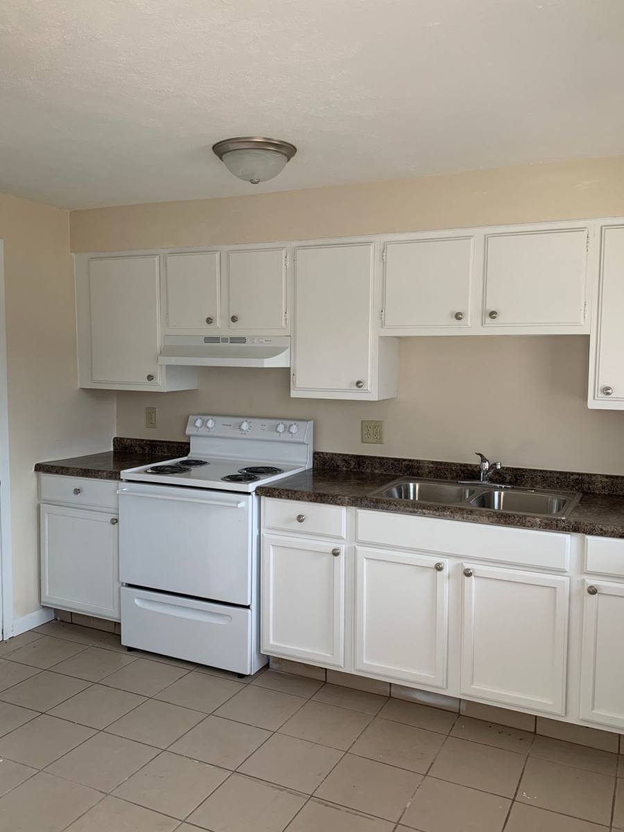 Apartment for rent at 7306-7316 Maple St, Omaha, NE 68134