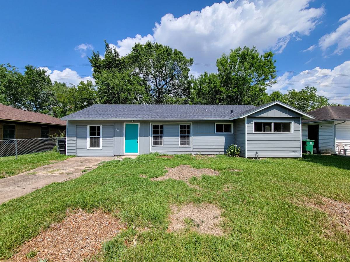 House for rent at 7927 Belgard St, Houston, TX 77033