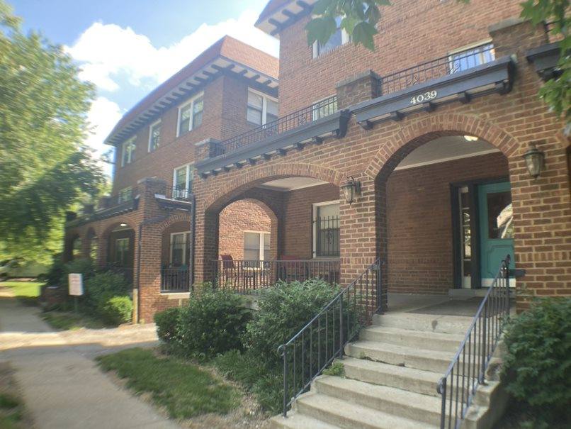 Apartment for rent at 4035 Charlotte St, 4035-4039 Charlotte St, Kansas City, MO 64110