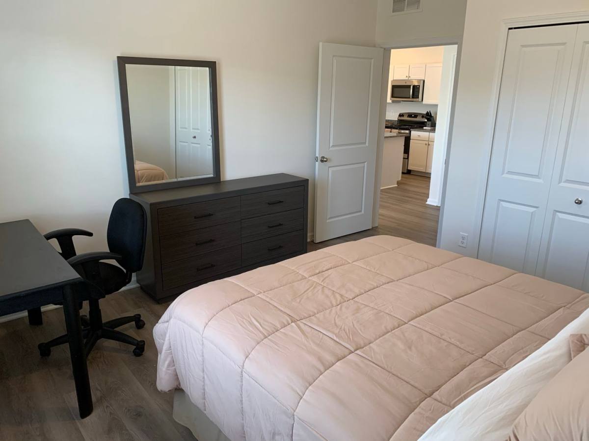 Apartment for rent at 29400 Towne Center Dr, Warren, MI 48093