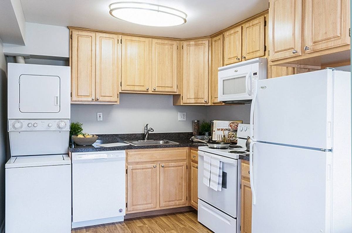 Apartment for rent at 101 Conestoga Dr, Marlton, NJ 08053