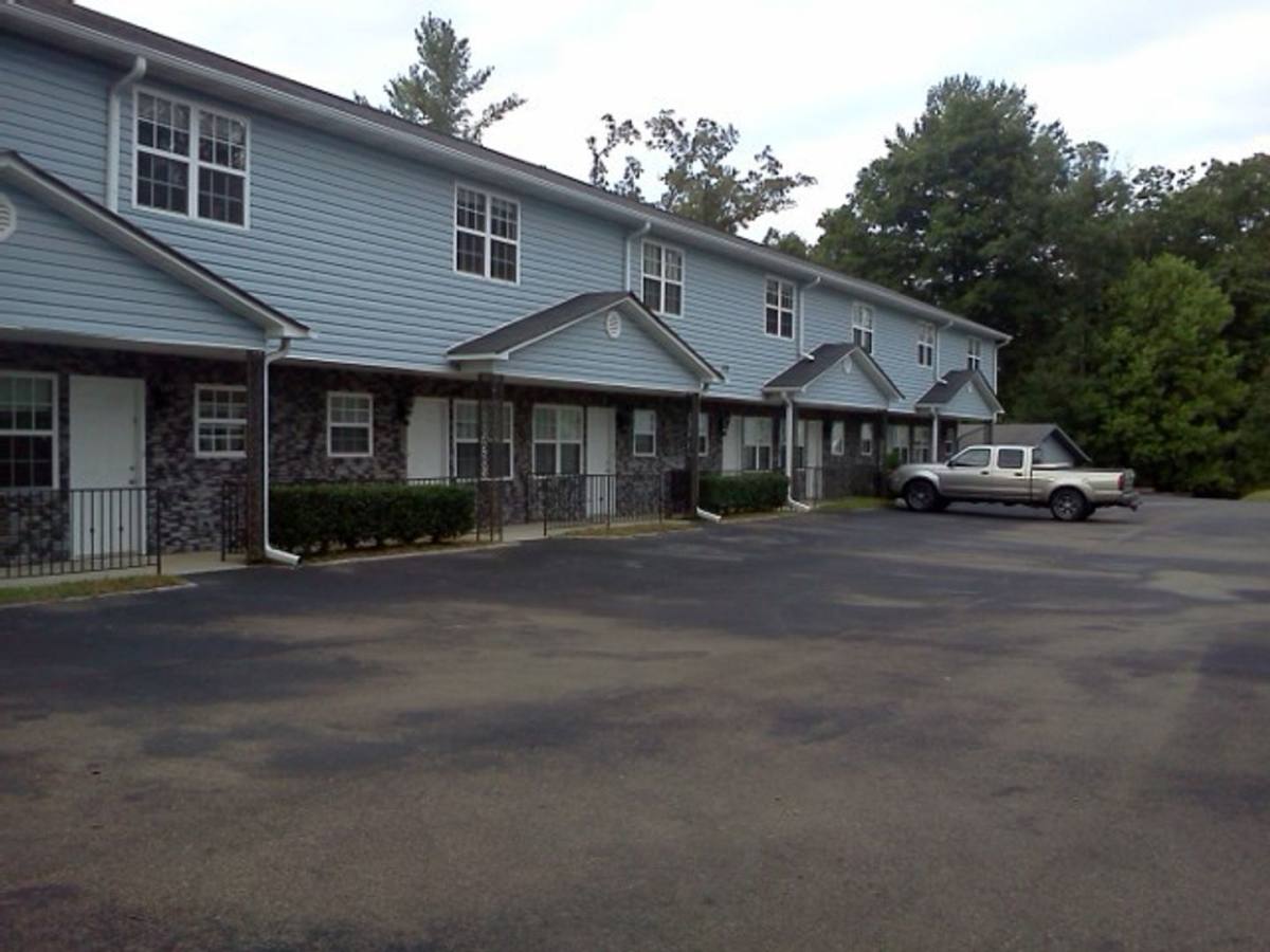 Apartment for rent at 351 Penland St, Ellijay, GA 30540
