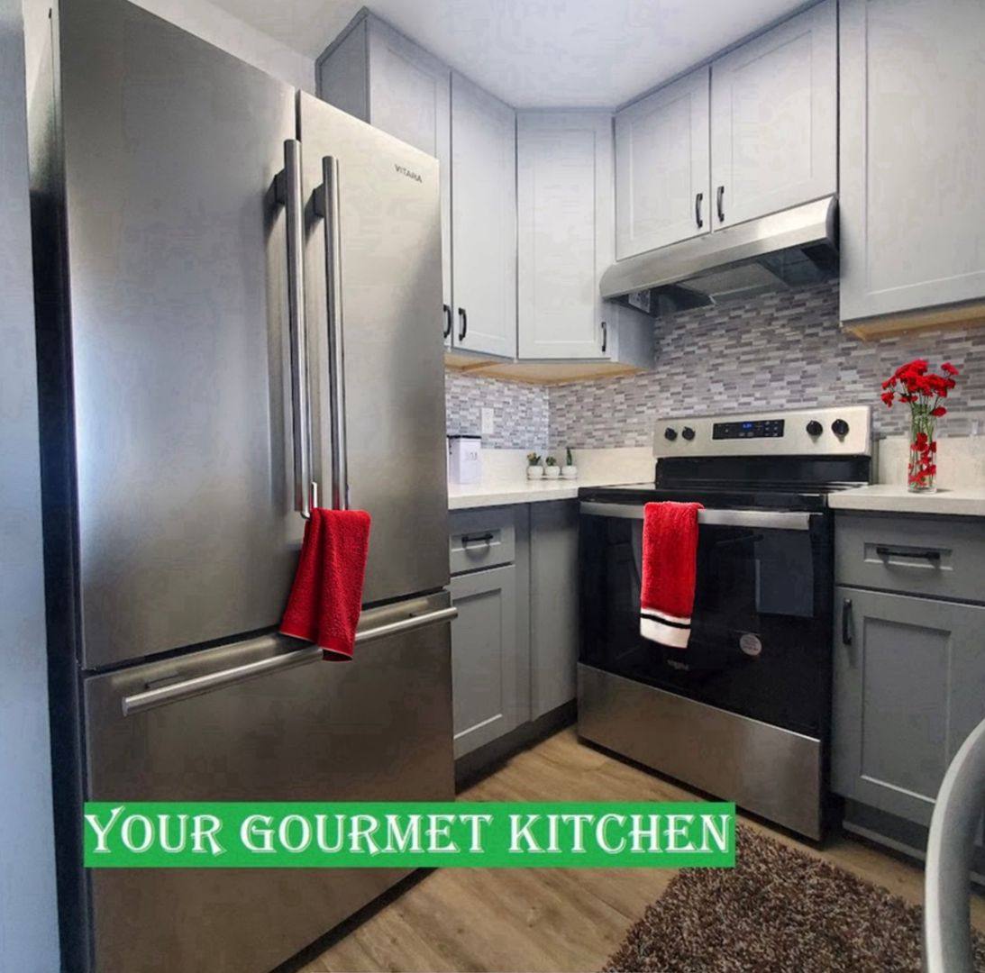 Apartment for rent at 420 S Catalina Ave, Redondo Beach, CA 90277