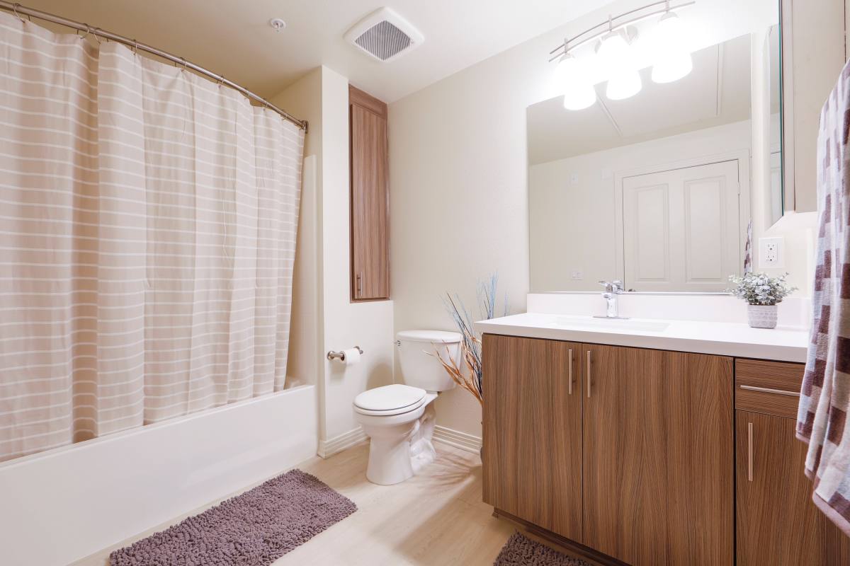 Apartment for rent at 11430 Burbank Blvd, North Hollywood, CA 91601