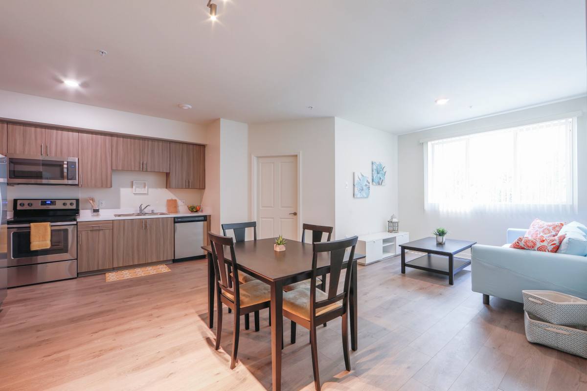 Apartment for rent at 11430 Burbank Blvd, North Hollywood, CA 91601