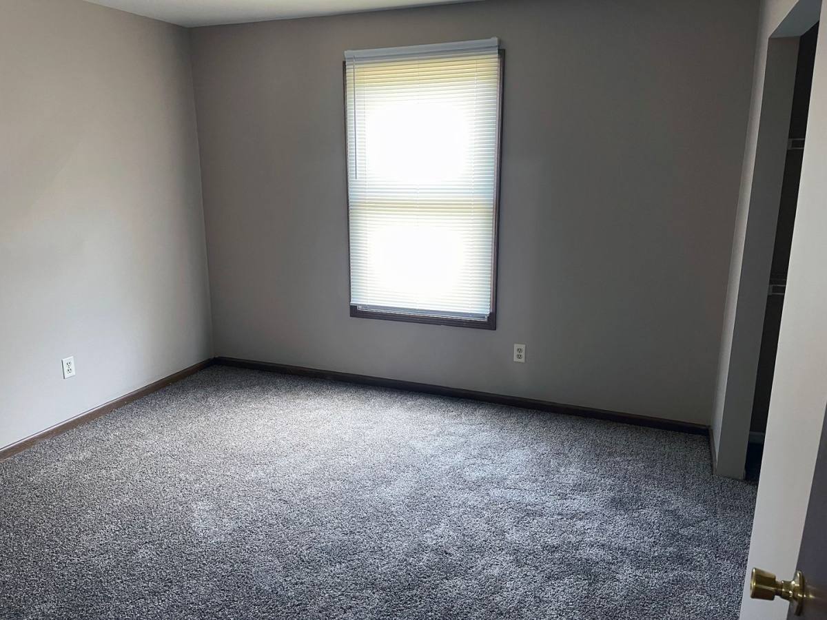 Apartment for rent at 1-14 Julie Ann Lane, Washington, MO 63090