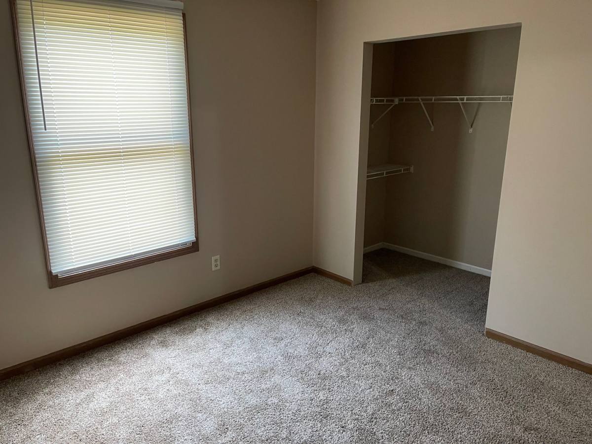 Apartment for rent at 1-14 Julie Ann Lane, Washington, MO 63090