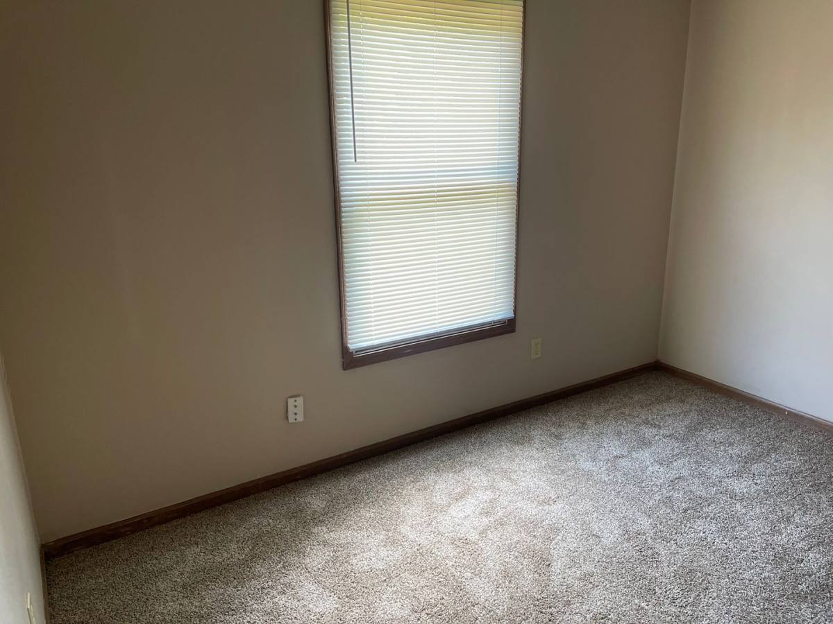 Apartment for rent at 1-14 Julie Ann Lane, Washington, MO 63090