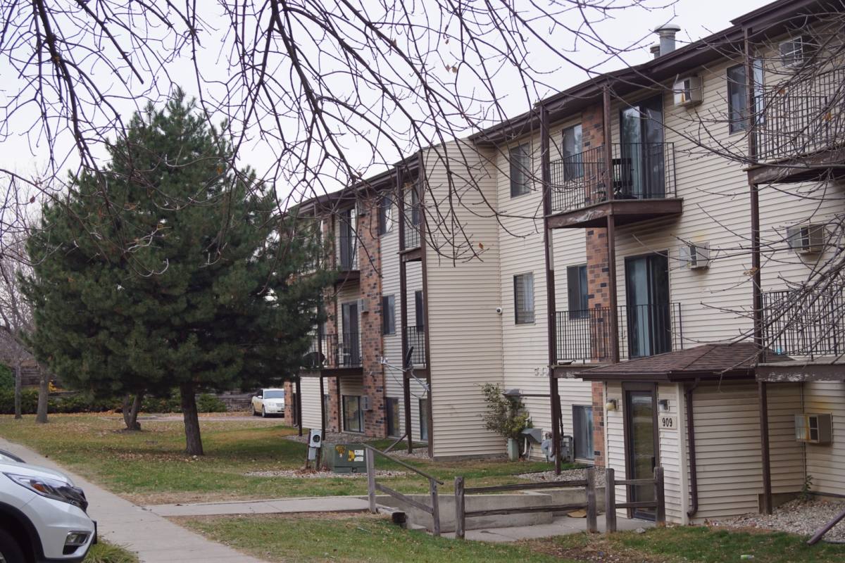Apartment for rent at 901-909 N Cleveland Ave, Sioux Falls, SD 57103