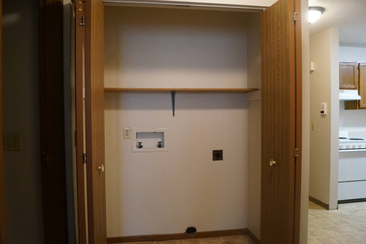 Apartment for rent at 901-909 N Cleveland Ave, Sioux Falls, SD 57103