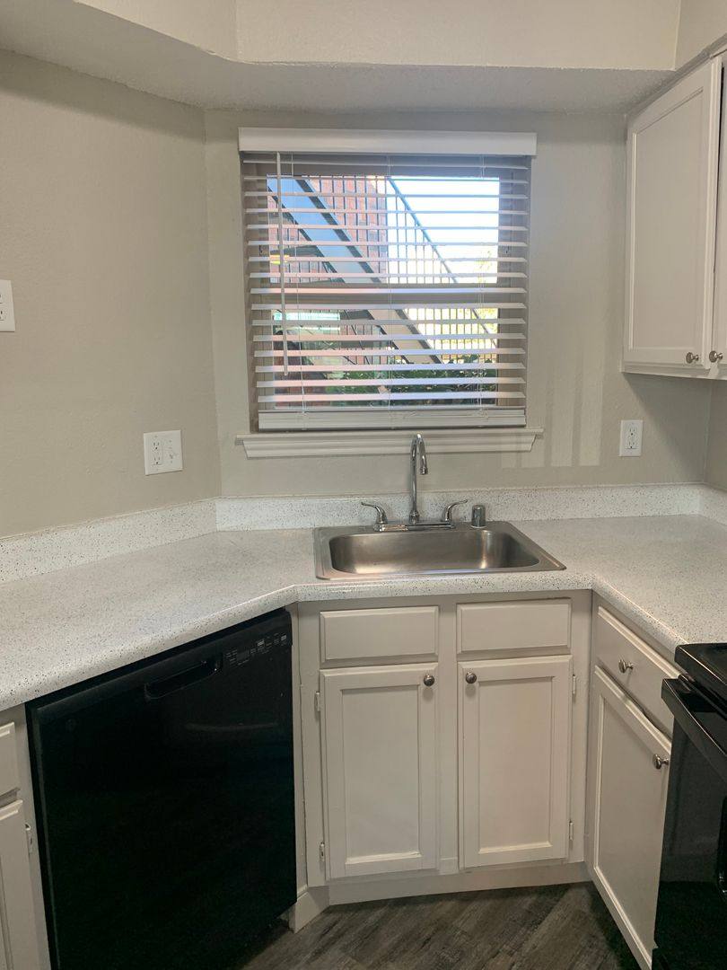 Apartment for rent at 7001 Utica Ave, Lubbock, TX 79424