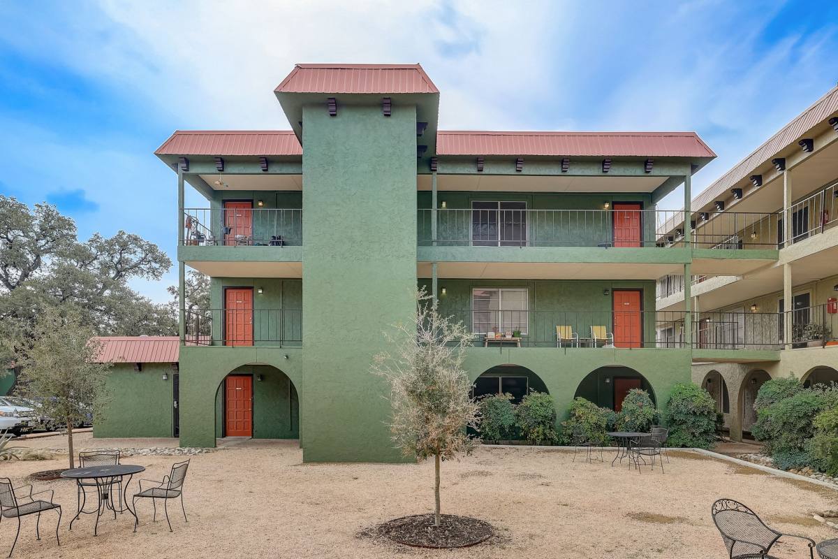 Apartment for rent at 2202 W N Loop Blvd, Austin, TX 78756