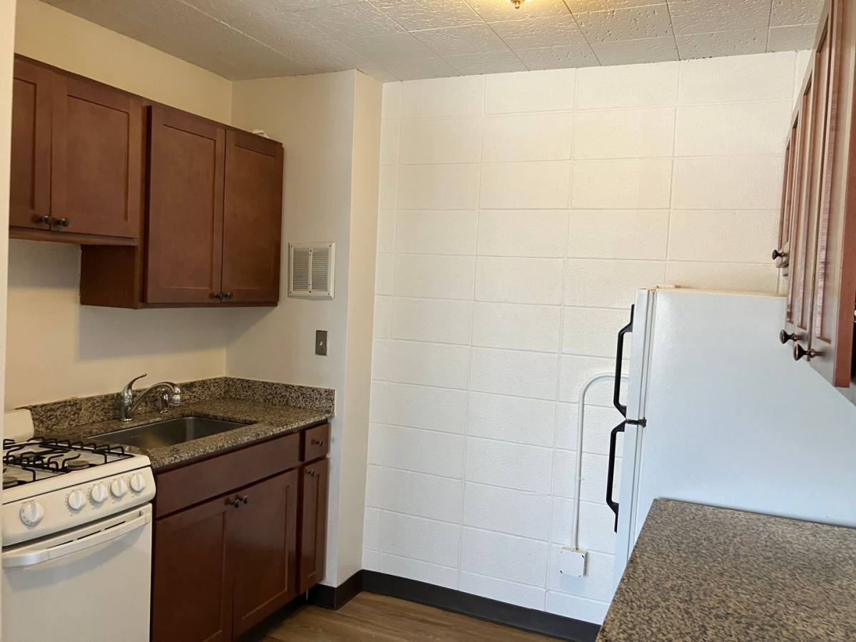 Apartment for rent at 700 University Ave SE, Minneapolis, MN 55414