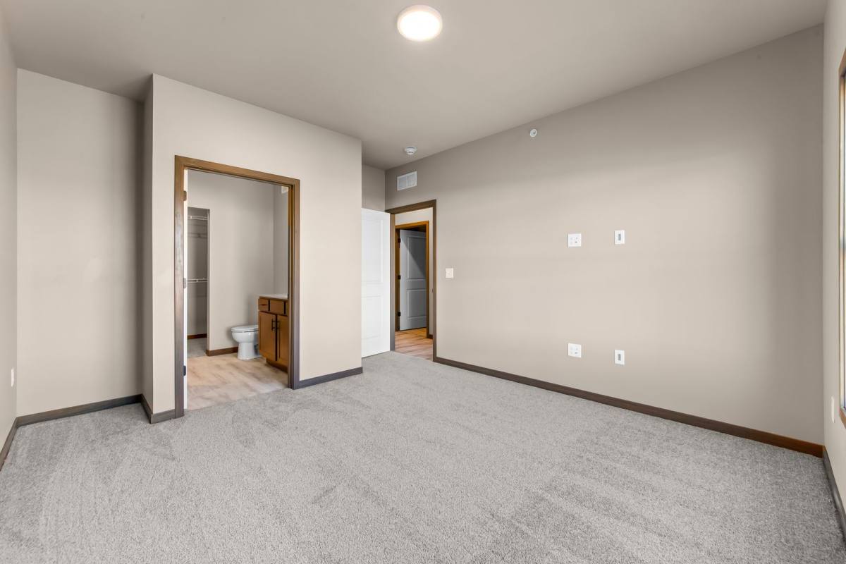 Apartment for rent at 1500-1524 Petrus Dr NE, Cedar Rapids, IA 52402