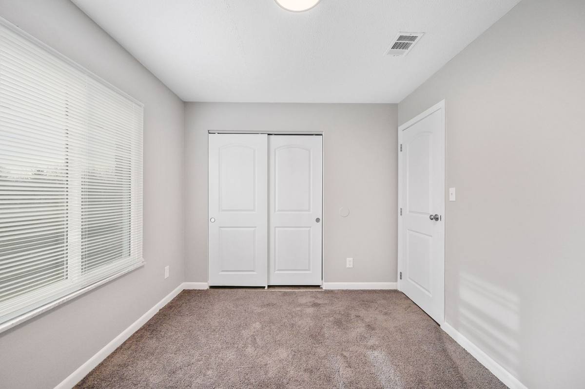 Apartment for rent at 890 W Loveland Ave, Loveland, OH 45140