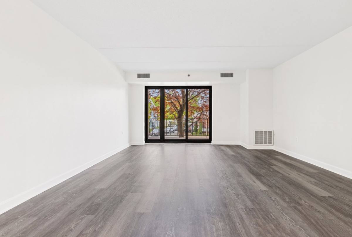Townhouse for rent at 275 Main St, Watertown, MA 02472