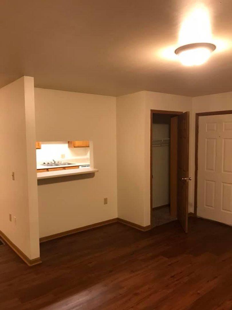 Apartment for rent at 20 Red Oak Way, Austin, IN 47102