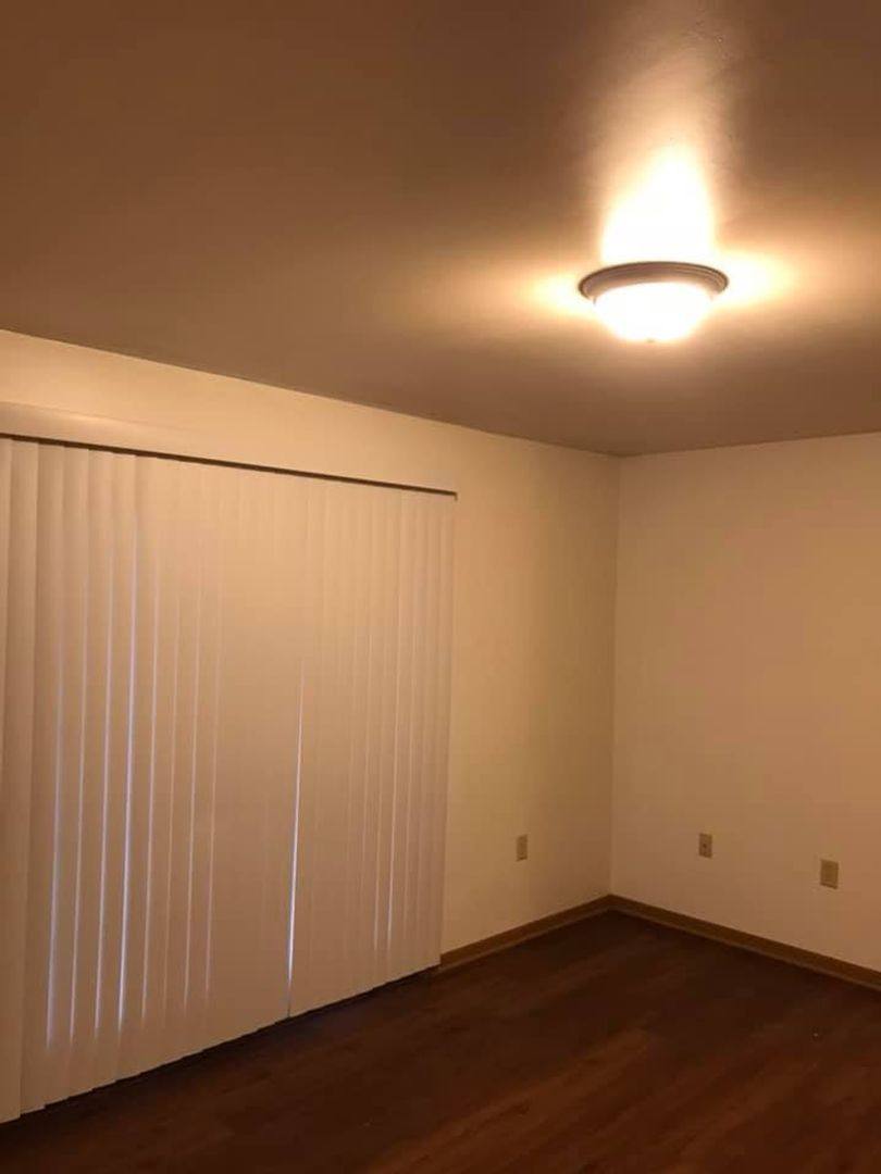 Apartment for rent at 20 Red Oak Way, Austin, IN 47102
