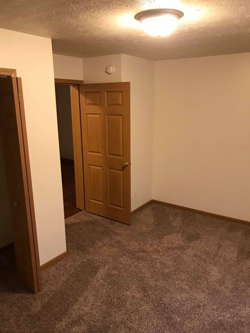Apartment for rent at 20 Red Oak Way, Austin, IN 47102