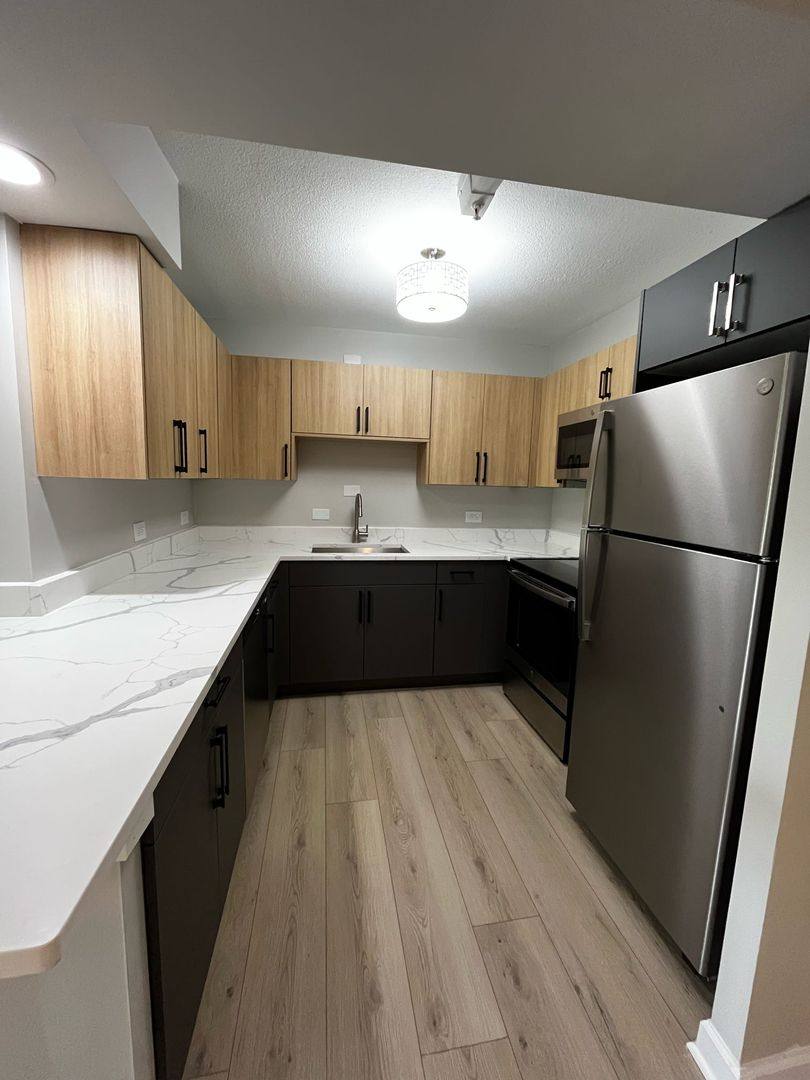 Apartment for rent at 913 N Main St, Rockford, IL 61103