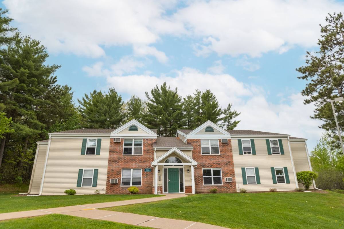 Apartment for rent at 3901 Weston Pines Lane, Schofield, WI 54476