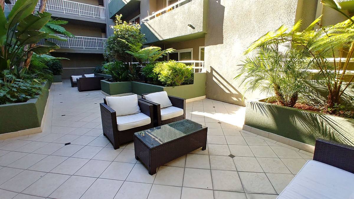 Apartment for rent at 7440 N Sepulveda Blvd, Van Nuys, CA 91405