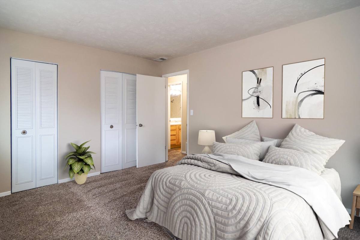 Country Club Lincoln, 2800 Woods Blvd, Lincoln, NE 68502 - Apartment for Rent - Image 3