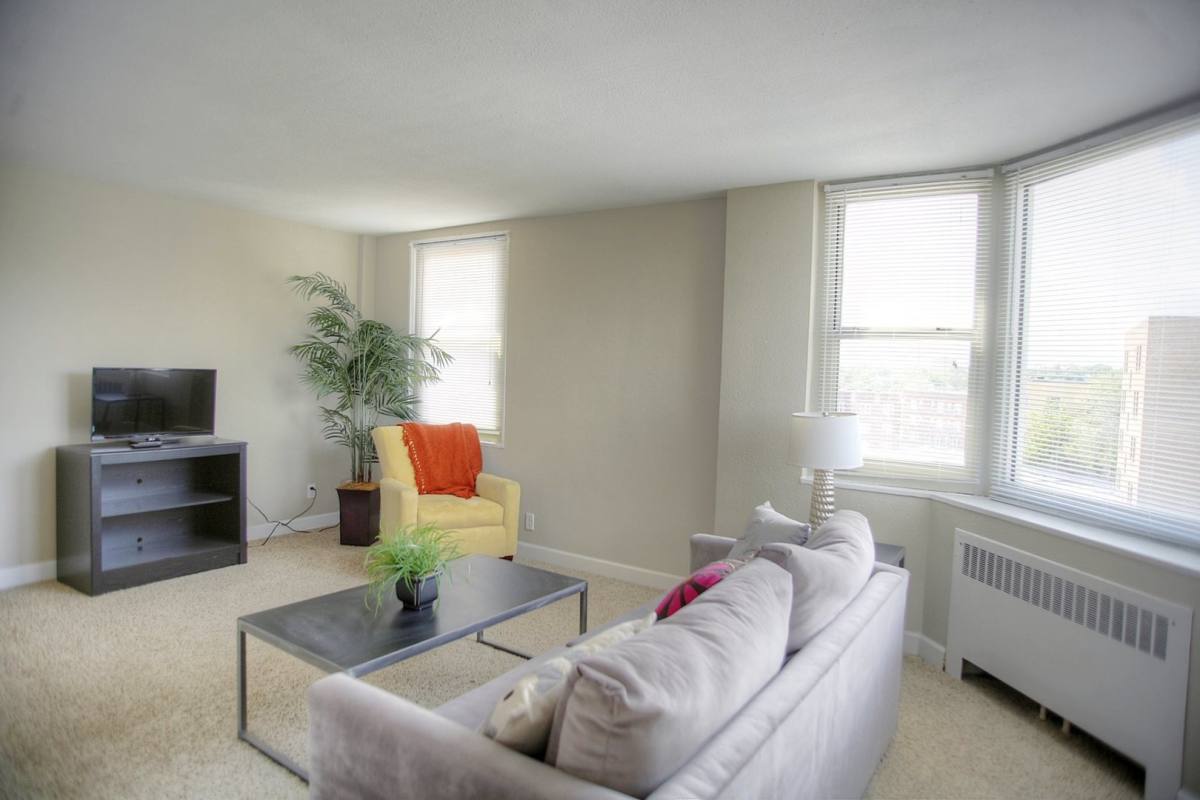 Apartment for rent at 604 S 22nd St, Omaha, NE 68102