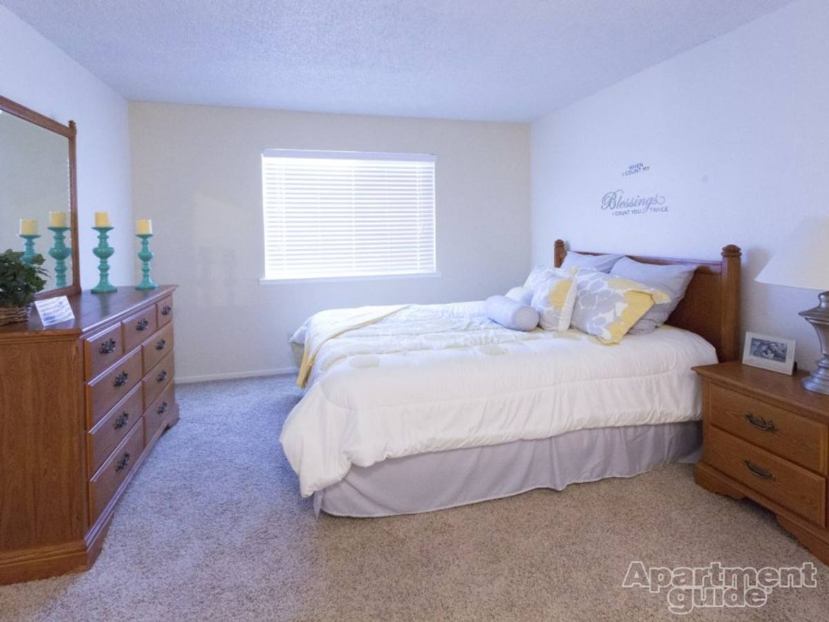 Apartment for rent at 2800 - 2810 Willow Ave, Clovis, CA 93612