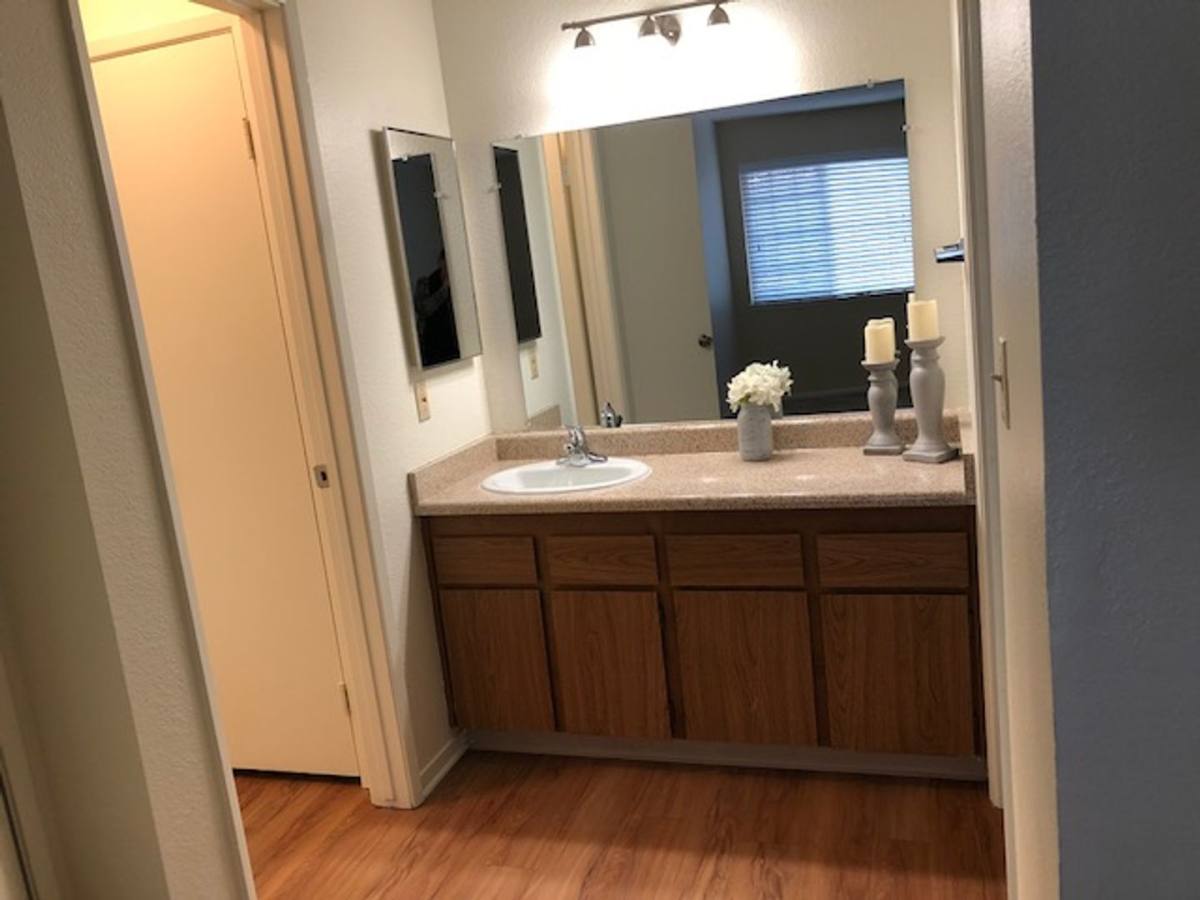 Apartment for rent at 2800 - 2810 Willow Ave, Clovis, CA 93612